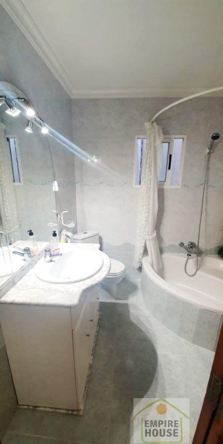 For sale of flat in Algemesí