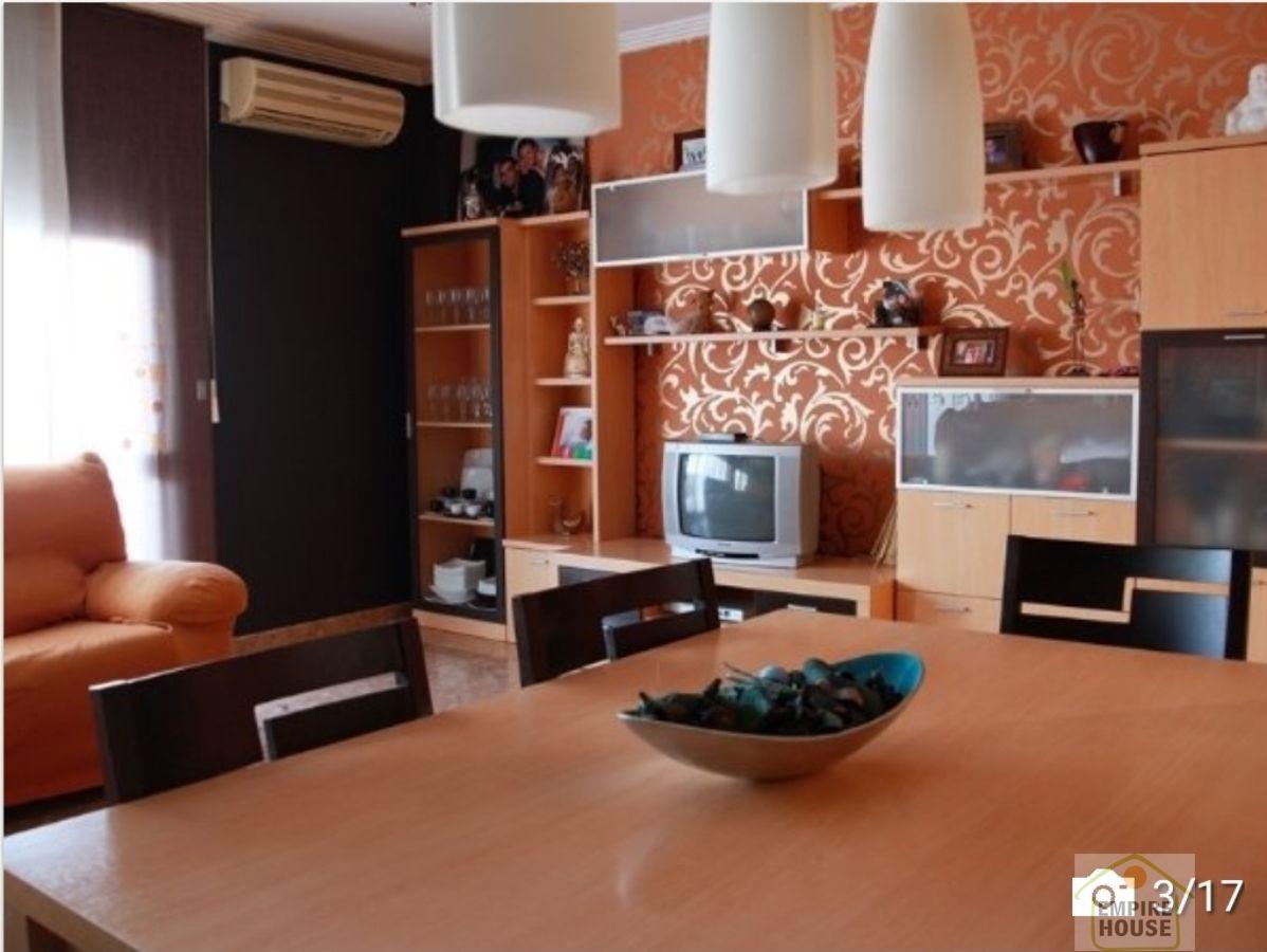 For sale of flat in Algemesí