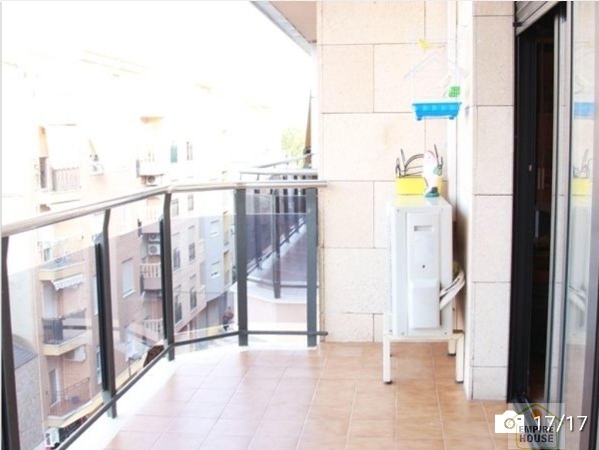 For sale of flat in Algemesí