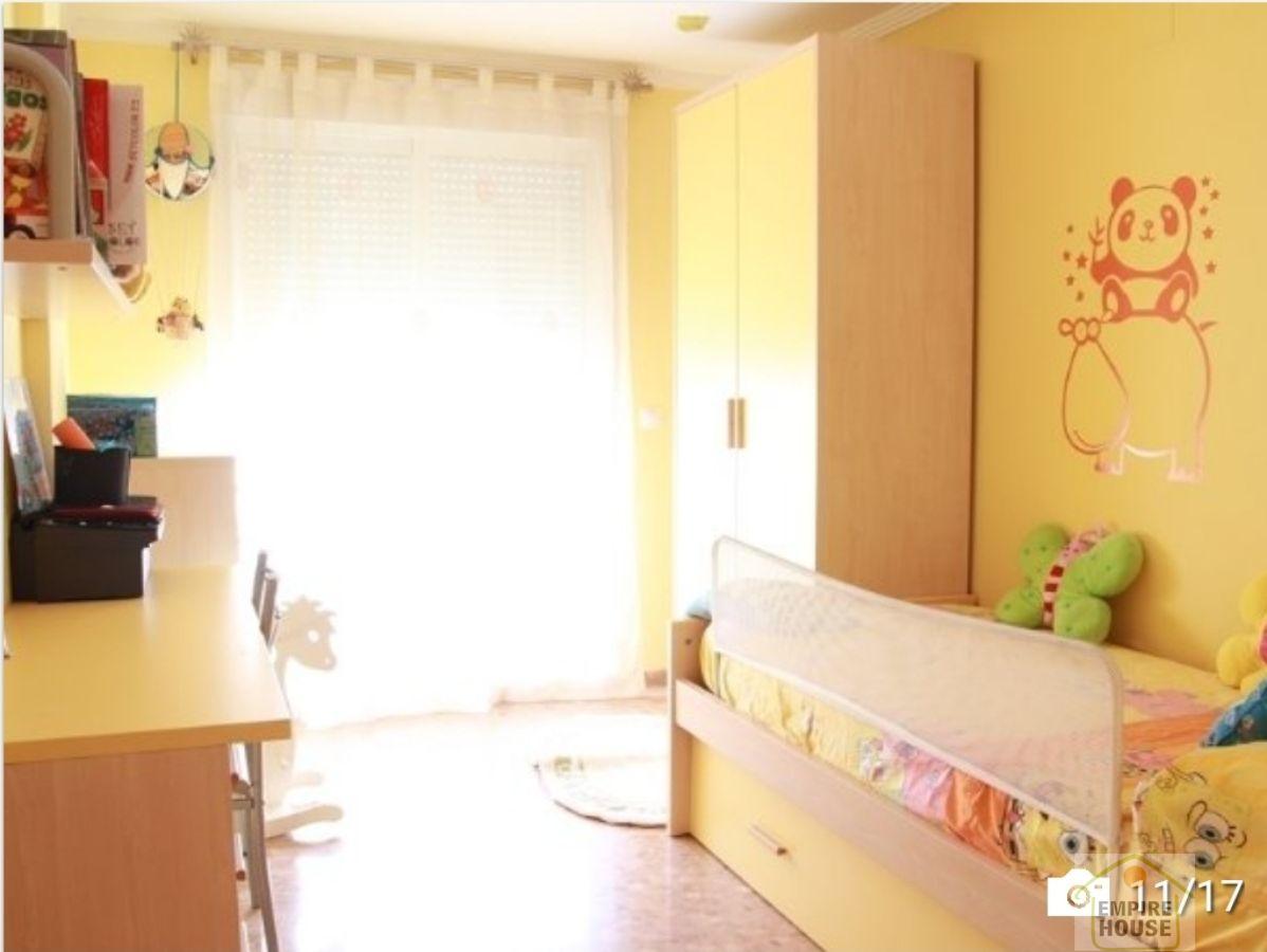 For sale of flat in Algemesí