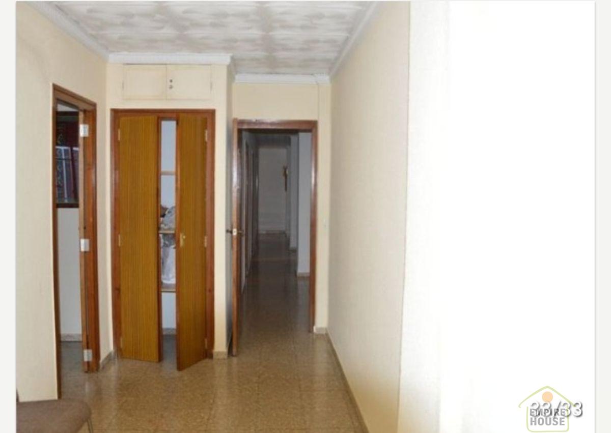 For sale of flat in Alberic