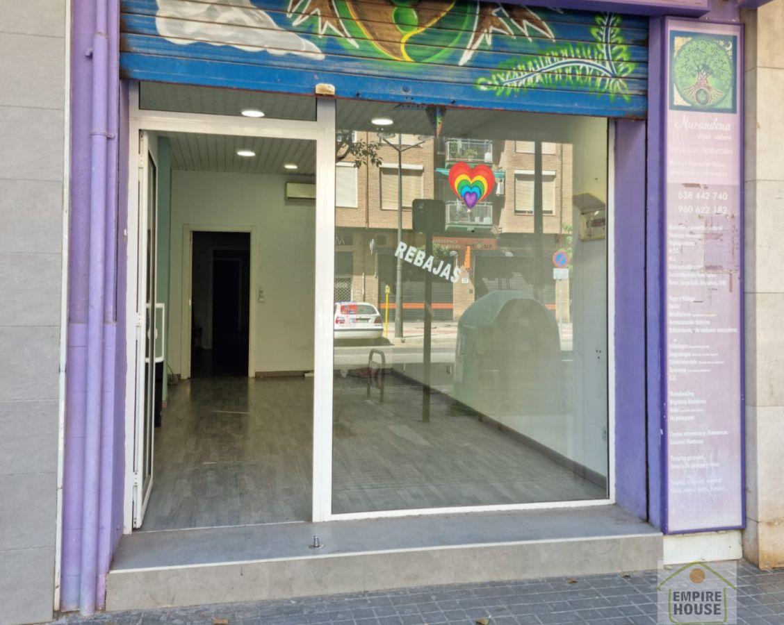 For rent of commercial in Valencia