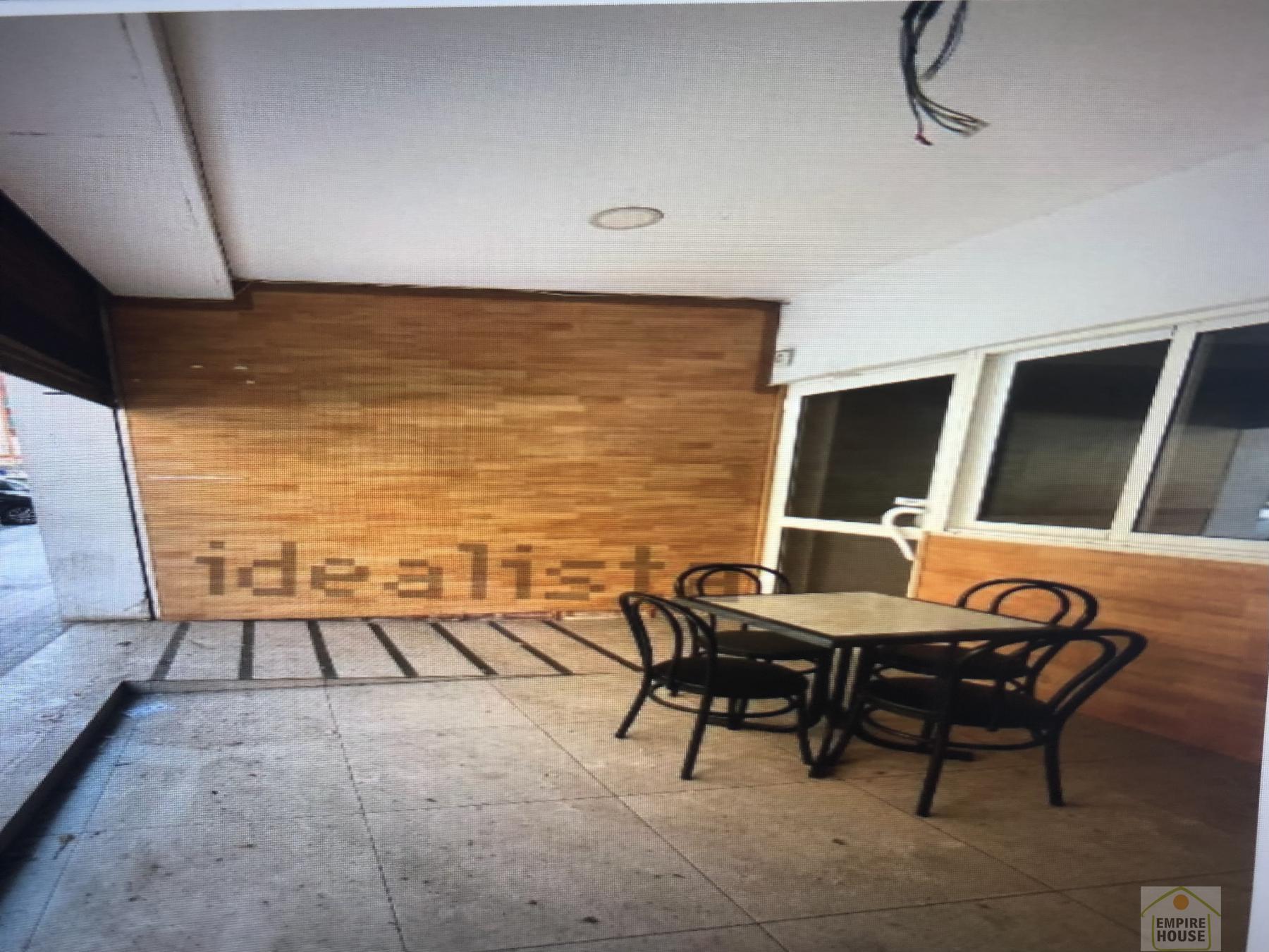 For rent of commercial in Valencia