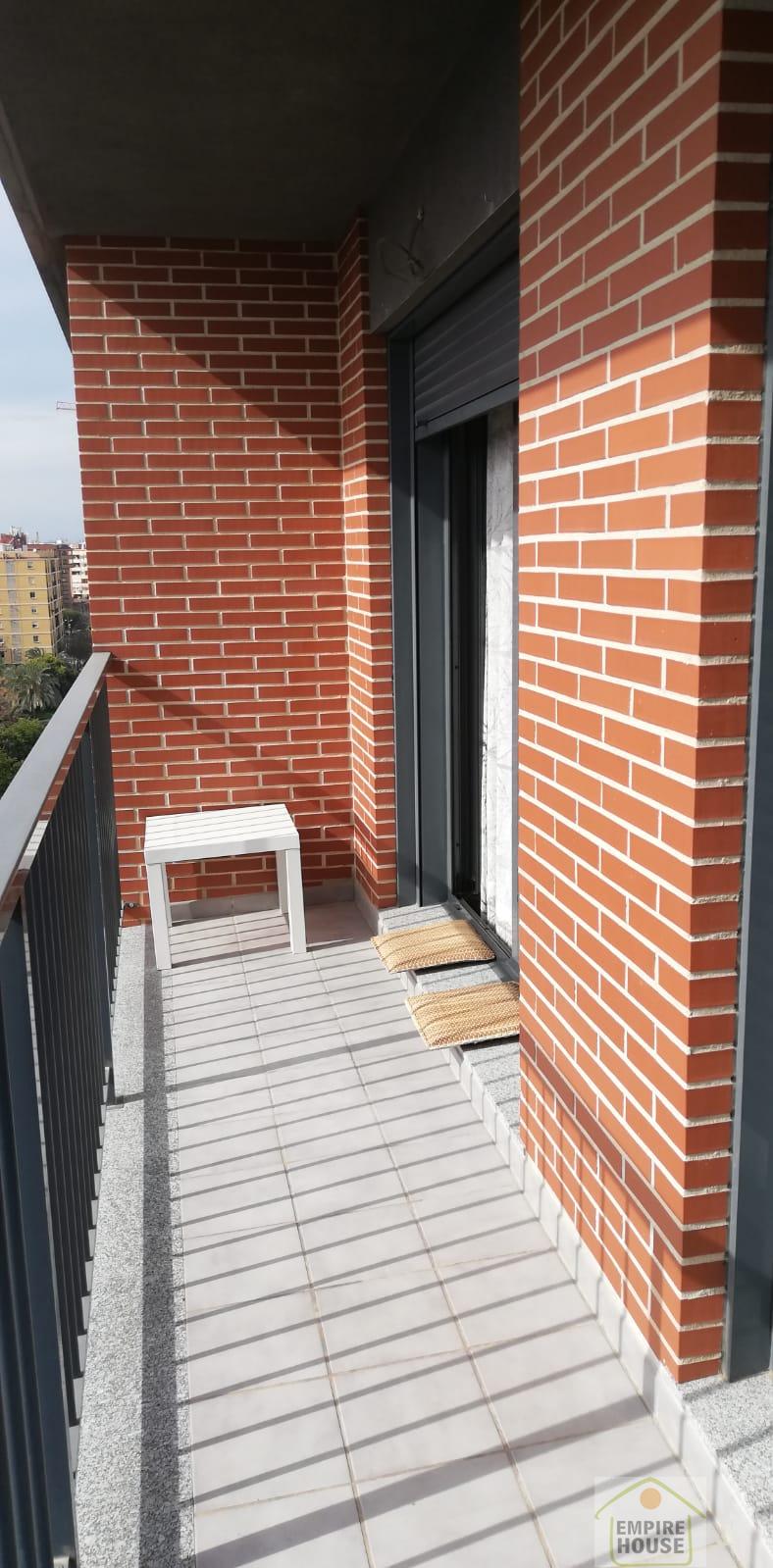 For sale of flat in Valencia