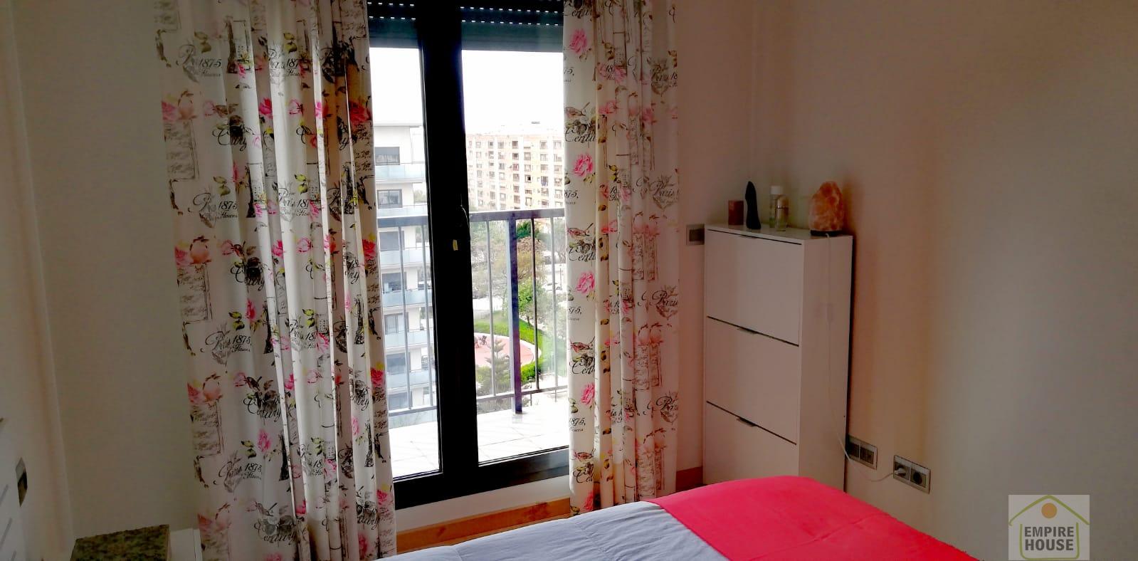 For sale of flat in Valencia