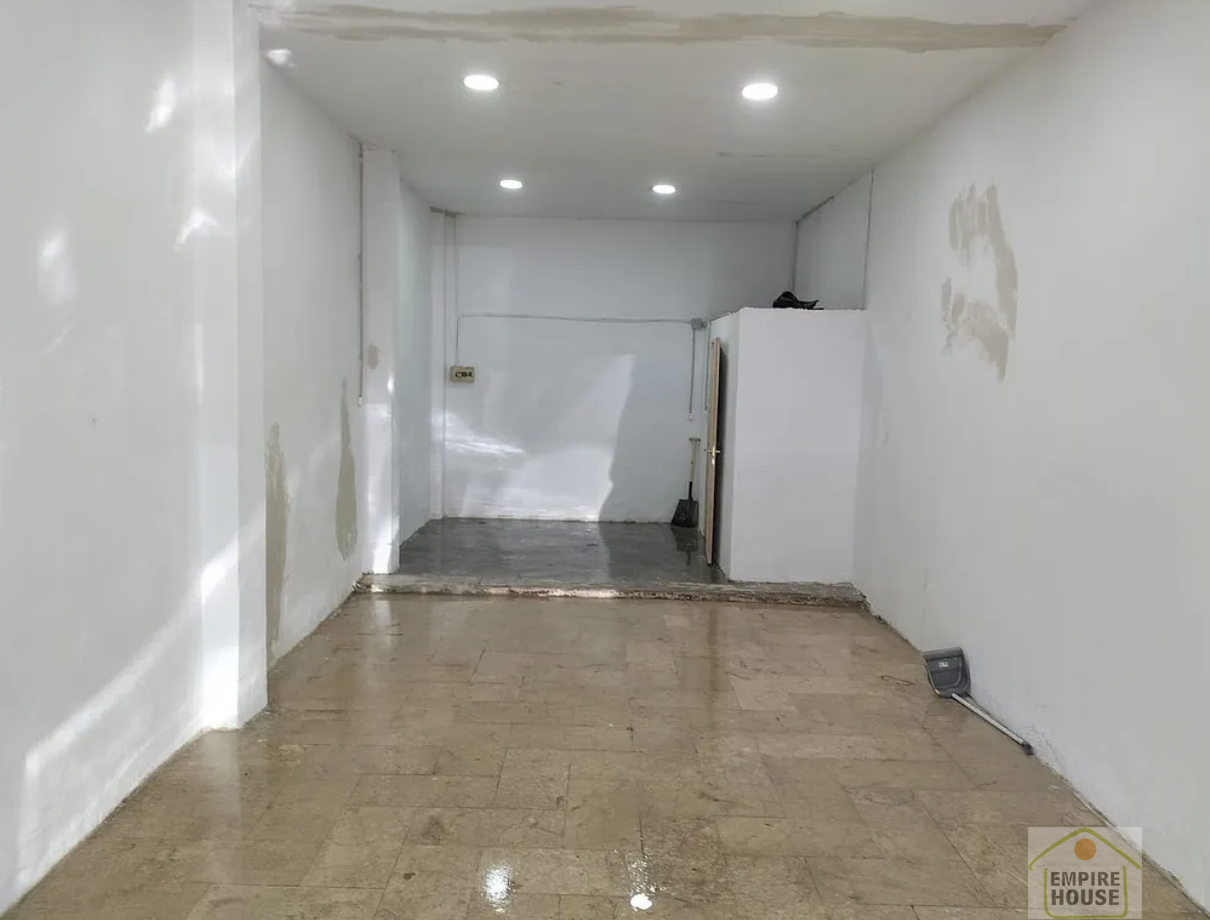 For rent of commercial in Valencia
