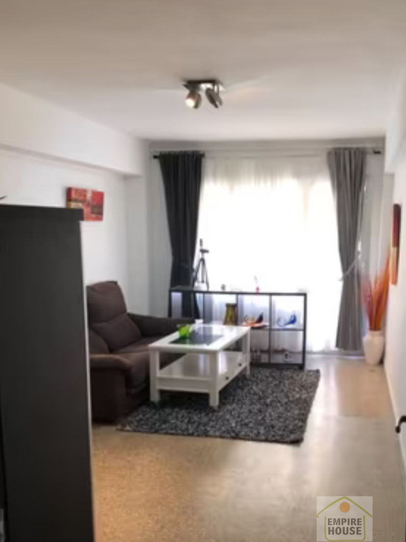 For sale of flat in Valencia
