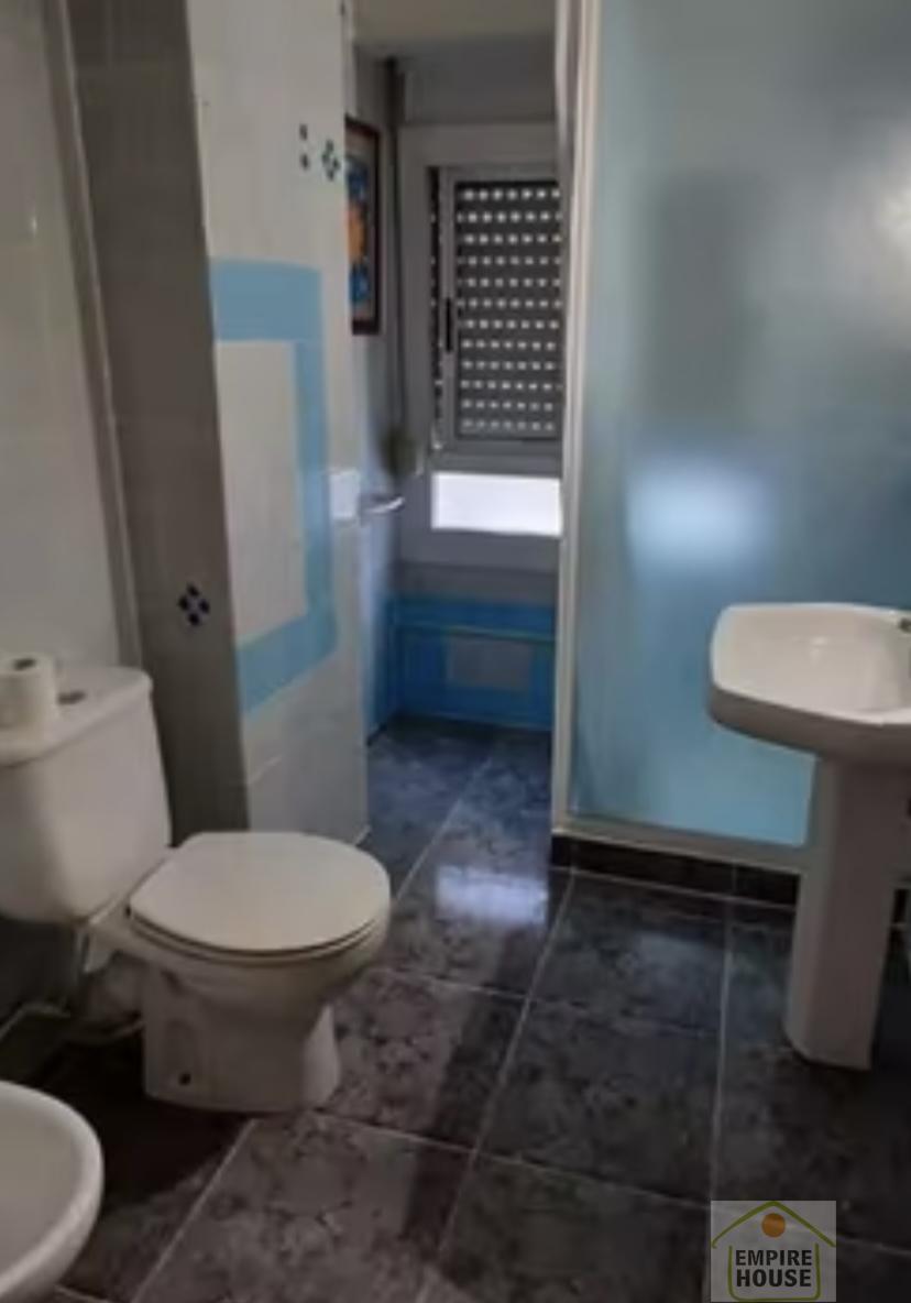 For sale of flat in Valencia