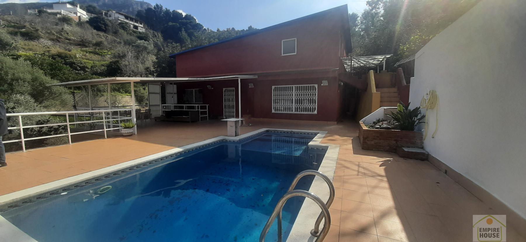 For sale of chalet in Alzira