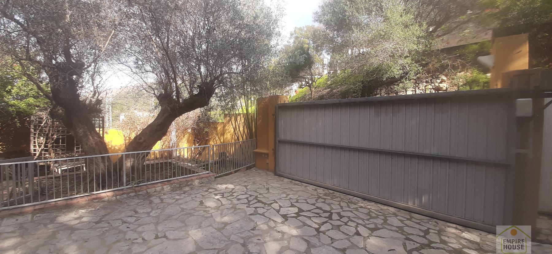 For sale of chalet in Alzira