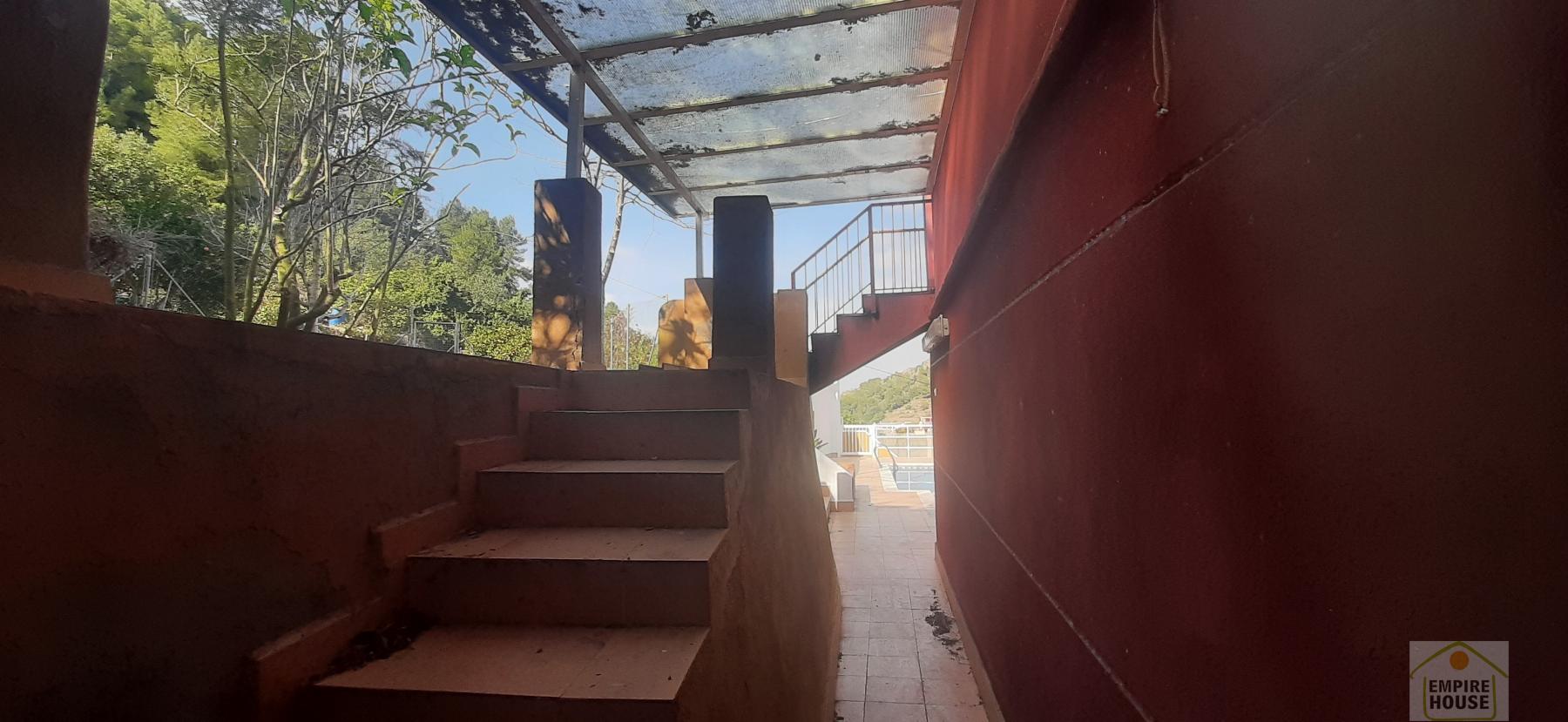 For sale of chalet in Alzira