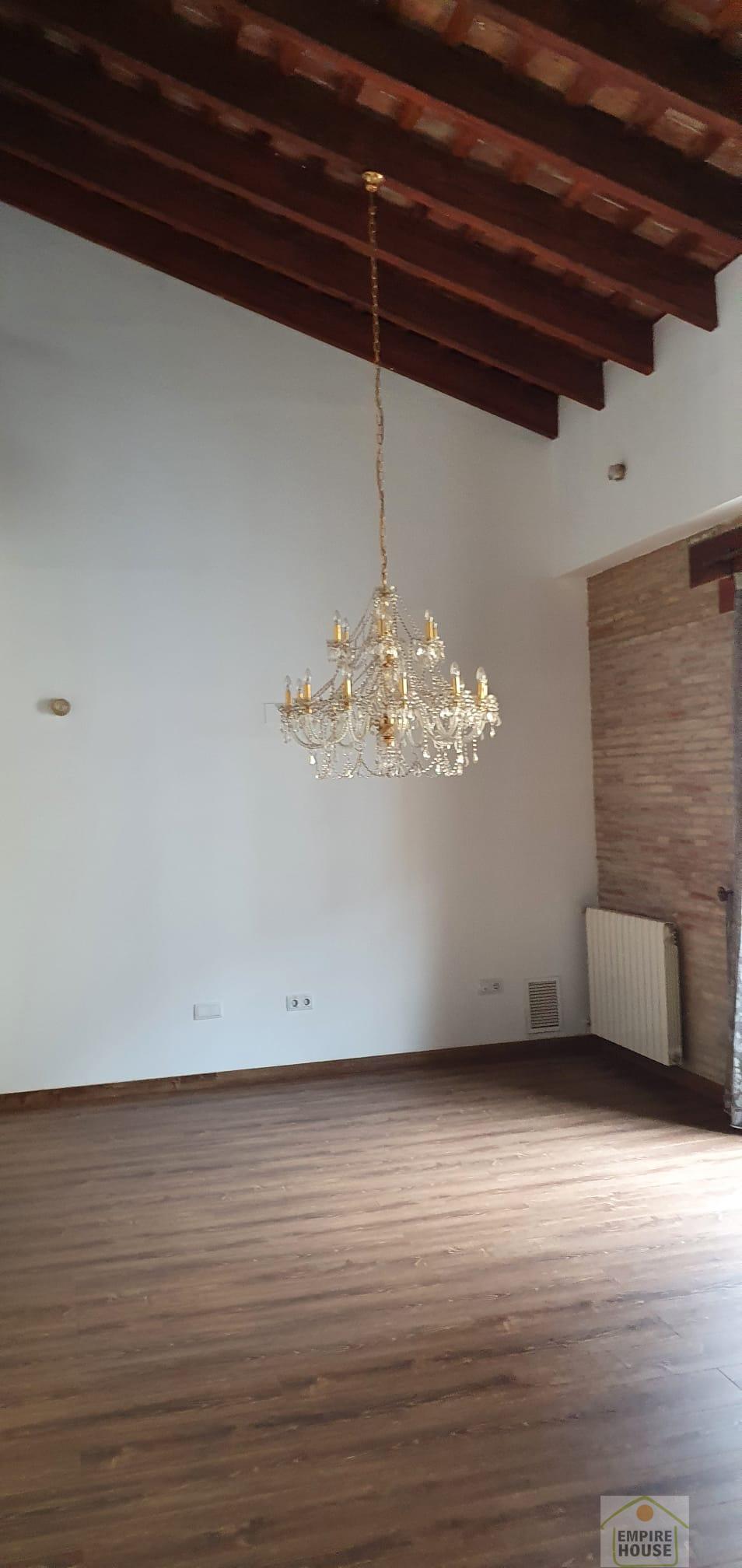 For sale of penthouse in Valencia