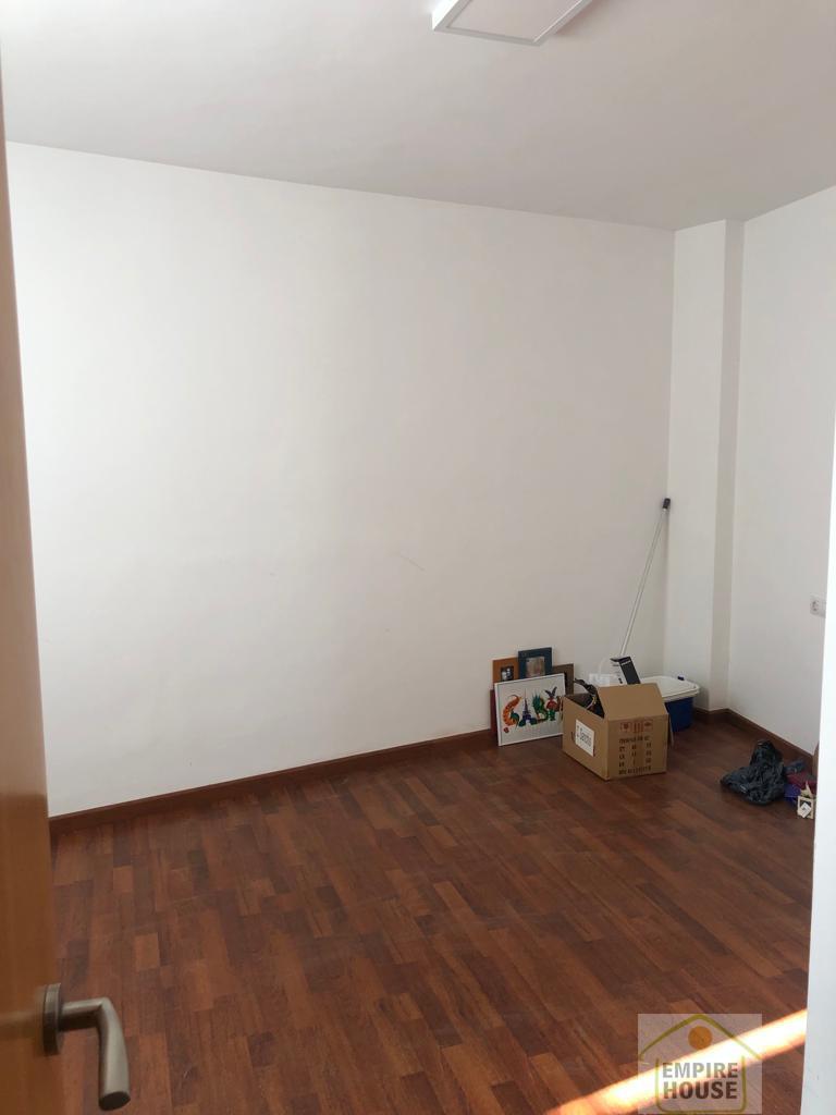For rent of penthouse in Paterna