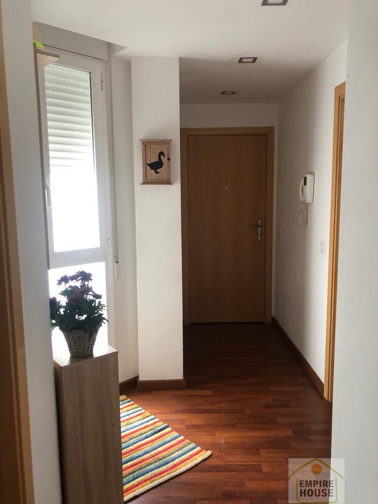 For rent of penthouse in Paterna