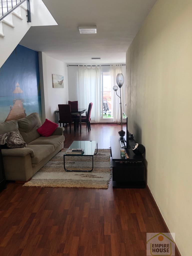 For rent of penthouse in Paterna