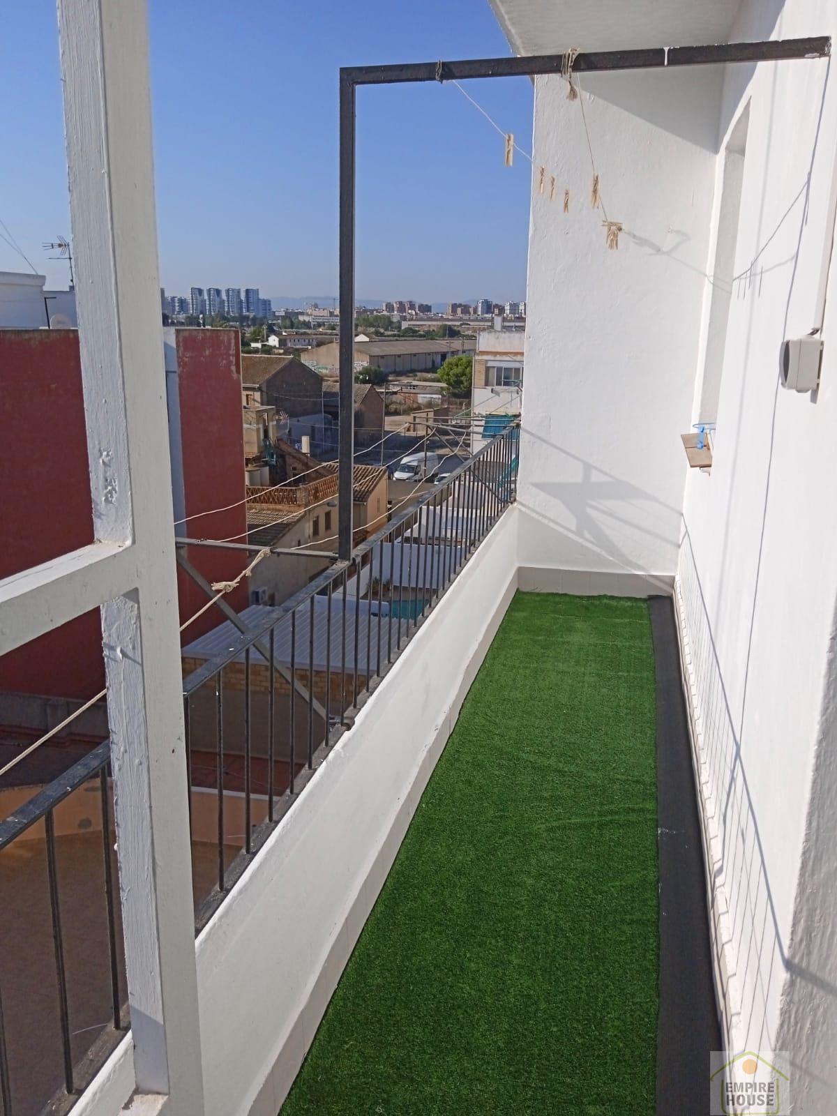 For rent of flat in Valencia