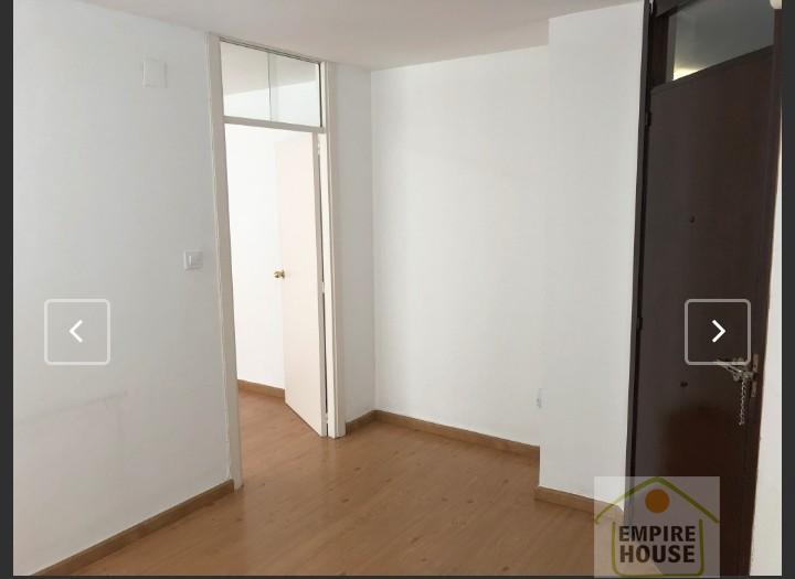 For rent of office in Valencia