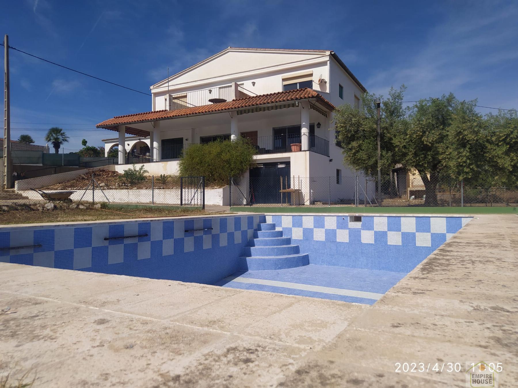 For rent of chalet in Alginet
