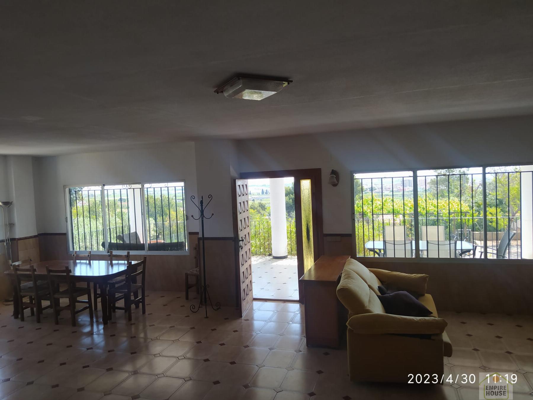 For rent of chalet in Alginet