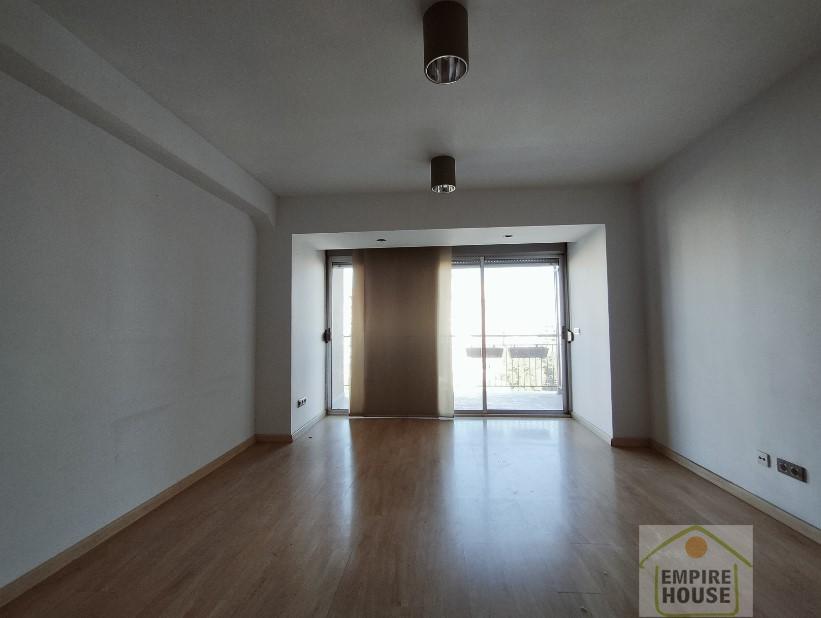 For rent of flat in Valencia