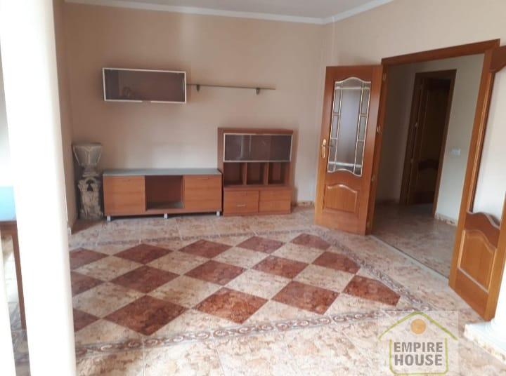 For rent of flat in Corbera