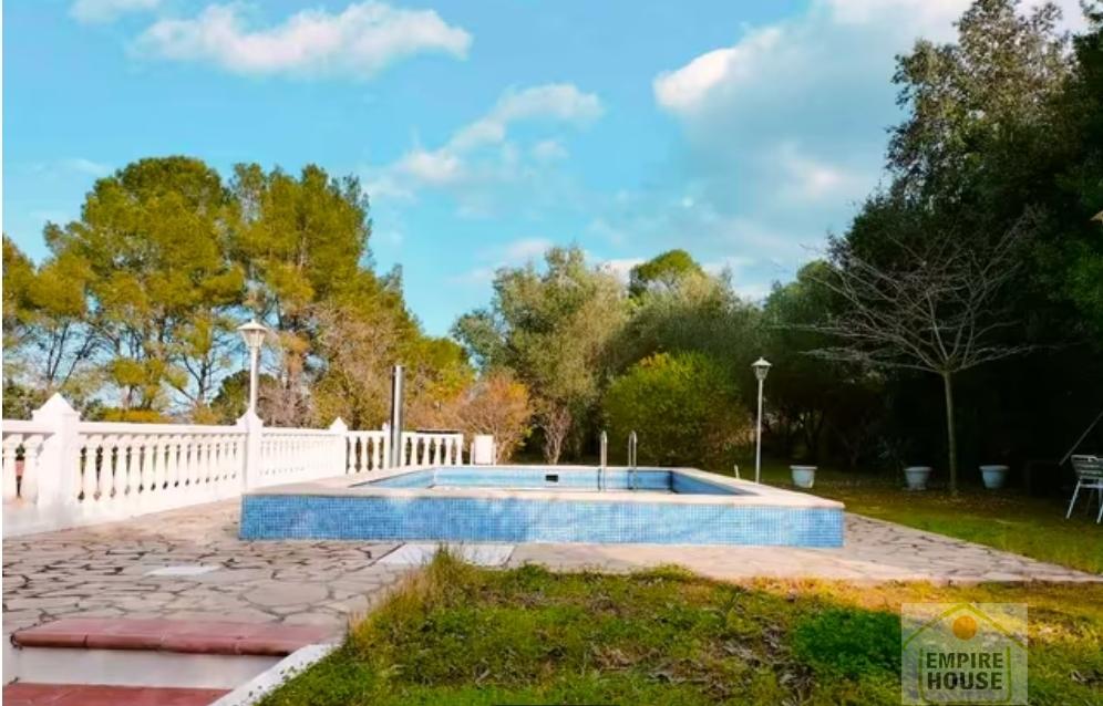 For sale of chalet in Xàtiva