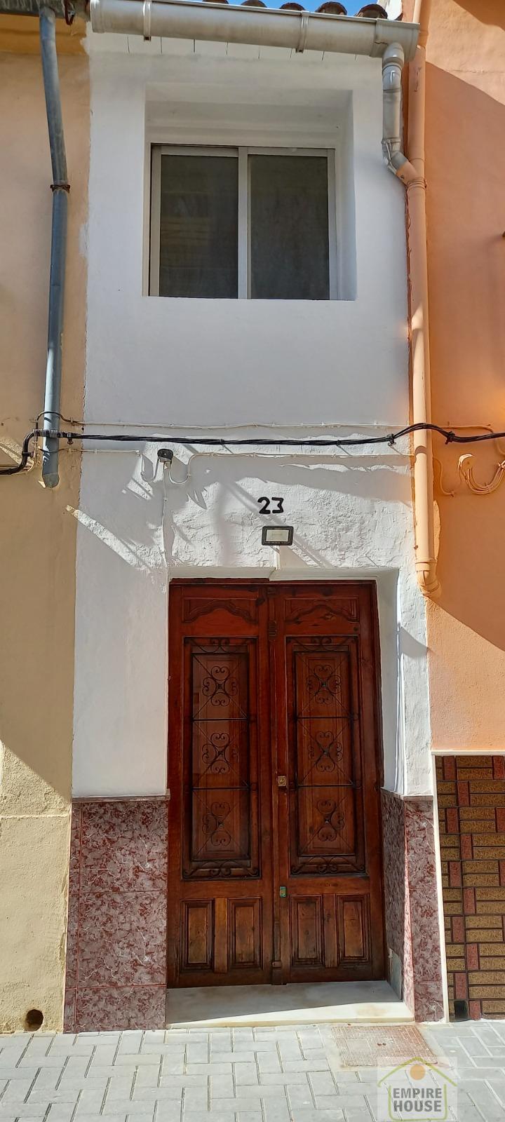 For rent of house in Benifairó de la Valldigna