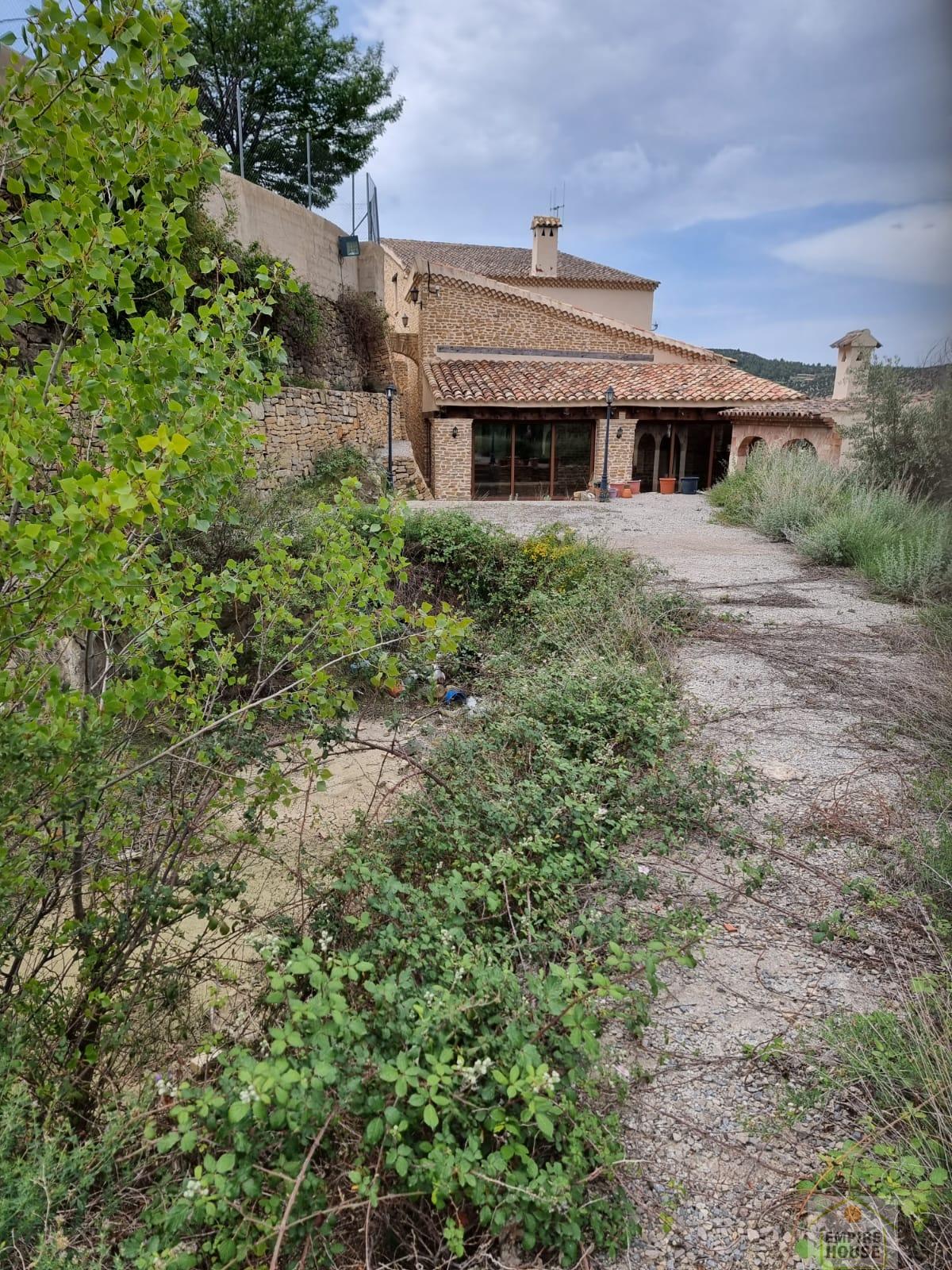 Venta de villa en Nogueruelas Venta de villa en Nogueruelas