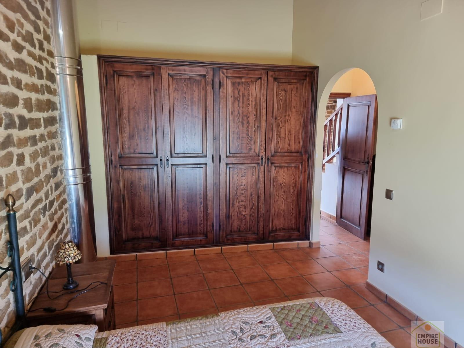 Venta de villa en Nogueruelas Venta de villa en Nogueruelas