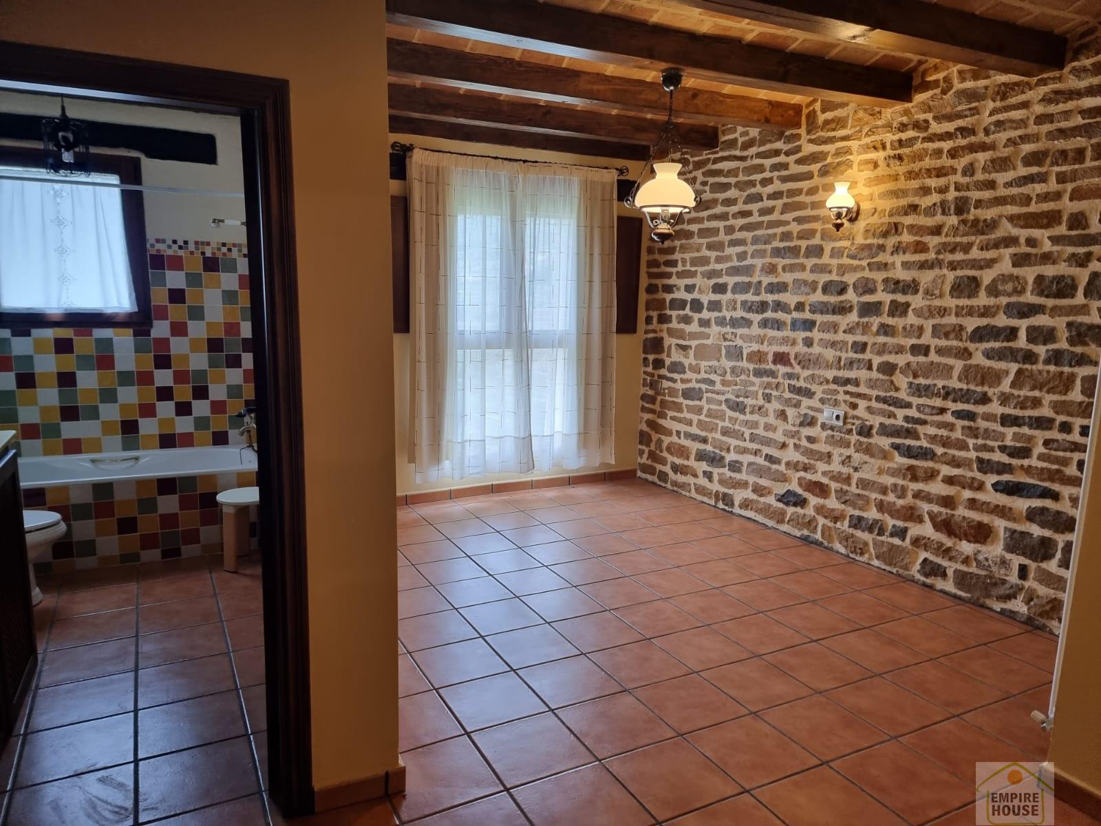 Venta de villa en Nogueruelas Venta de villa en Nogueruelas