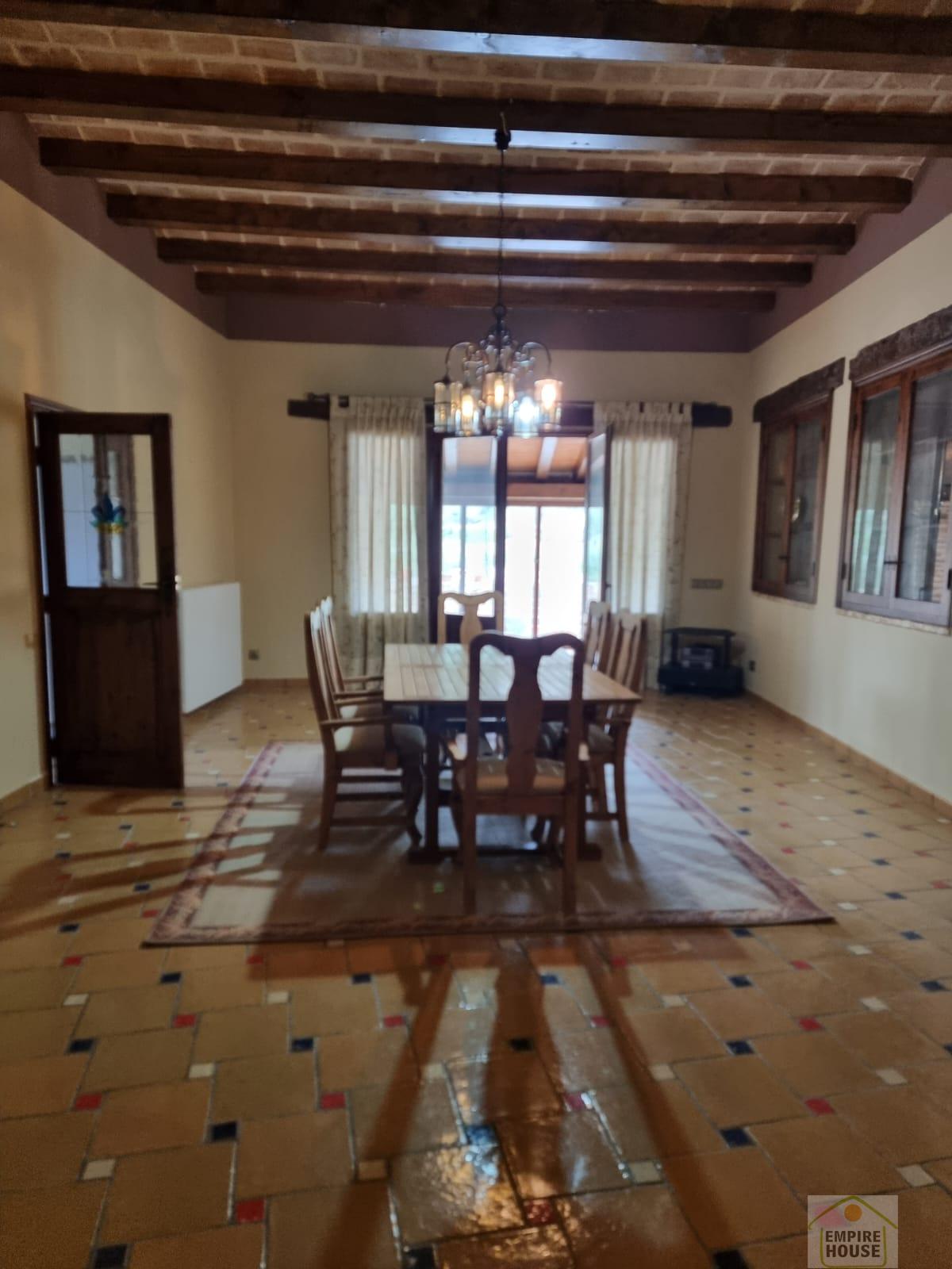For sale of villa in Nogueruelas