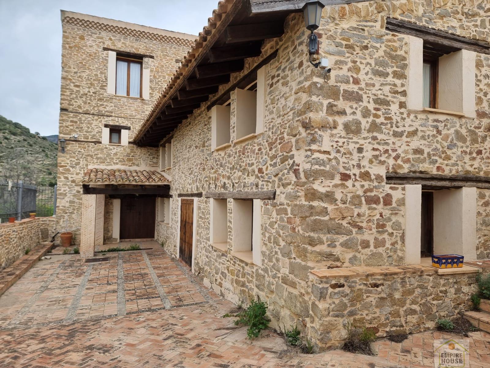 Venta de villa en Nogueruelas Venta de villa en Nogueruelas