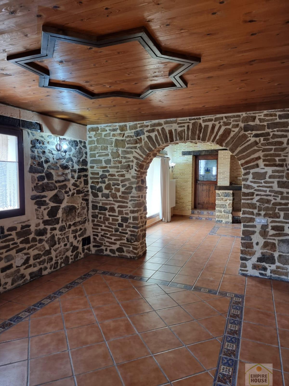 Venta de villa en Nogueruelas Venta de villa en Nogueruelas