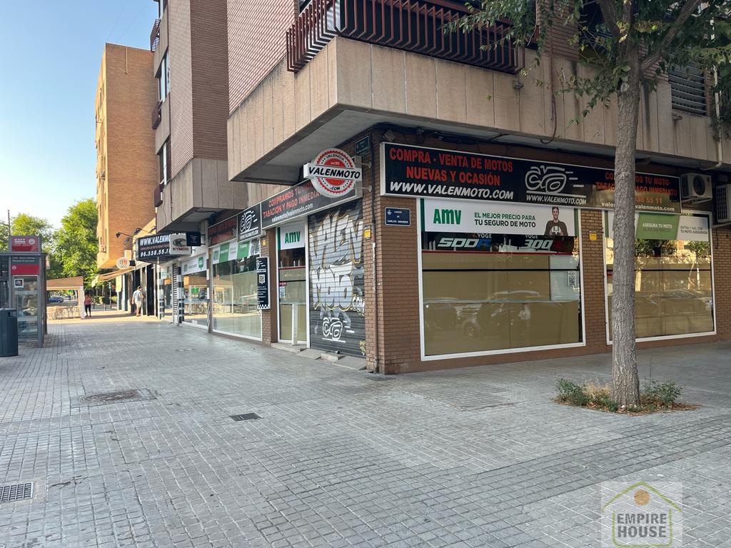For rent of commercial in Valencia