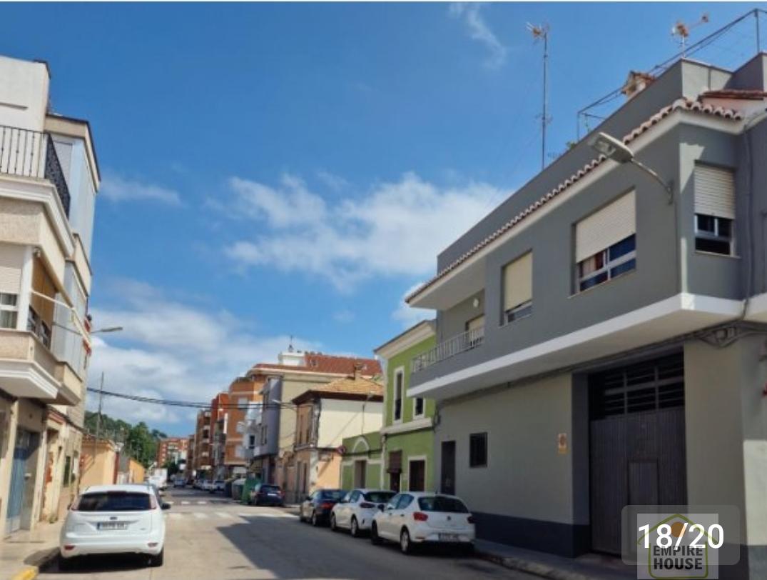 For sale of flat in Alzira