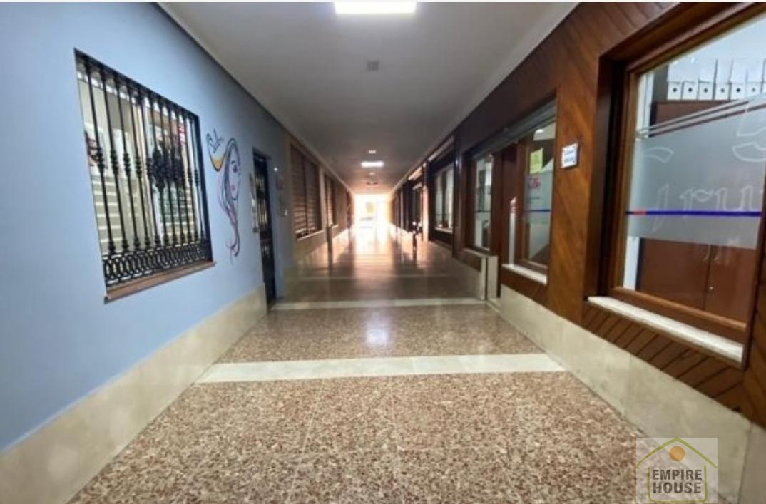 For sale of flat in Carcaixent