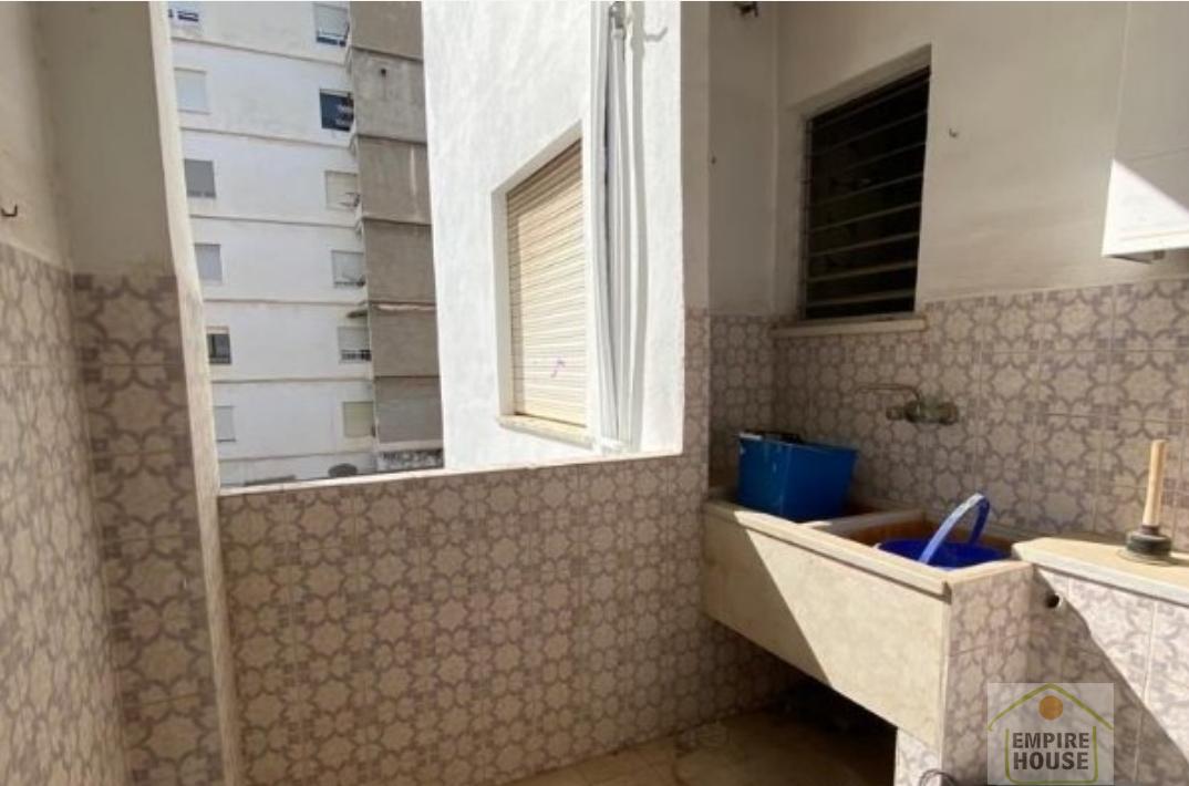 For sale of flat in Carcaixent