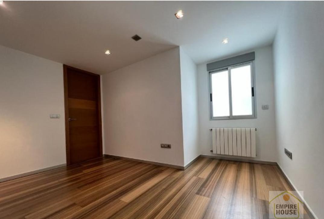 For rent of penthouse in Algemesí