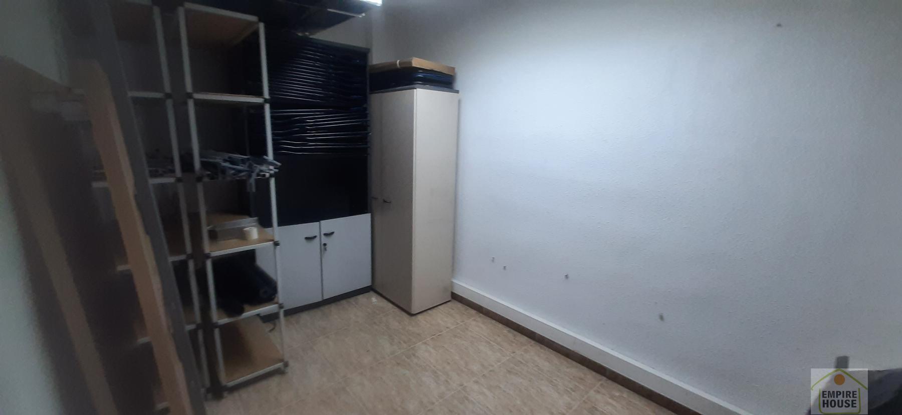 For rent of office in Alzira