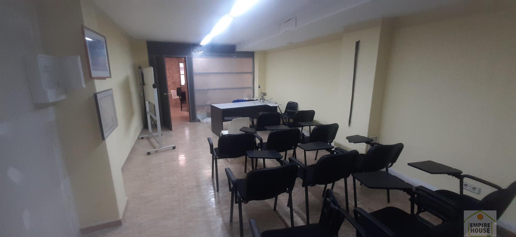 For rent of office in Alzira