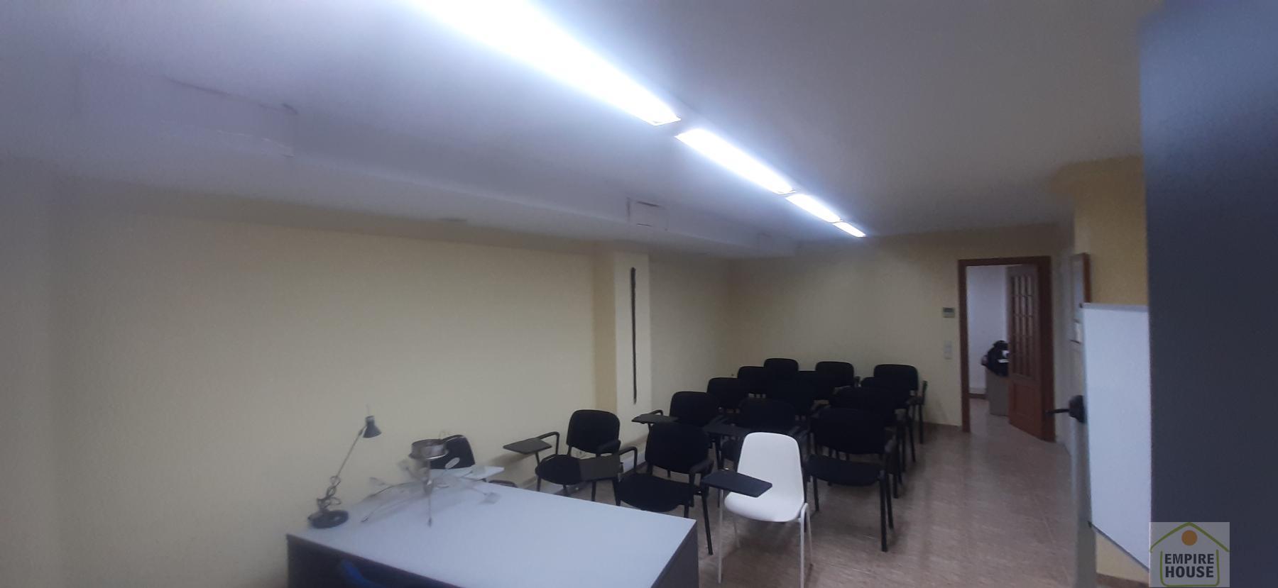 For rent of office in Alzira