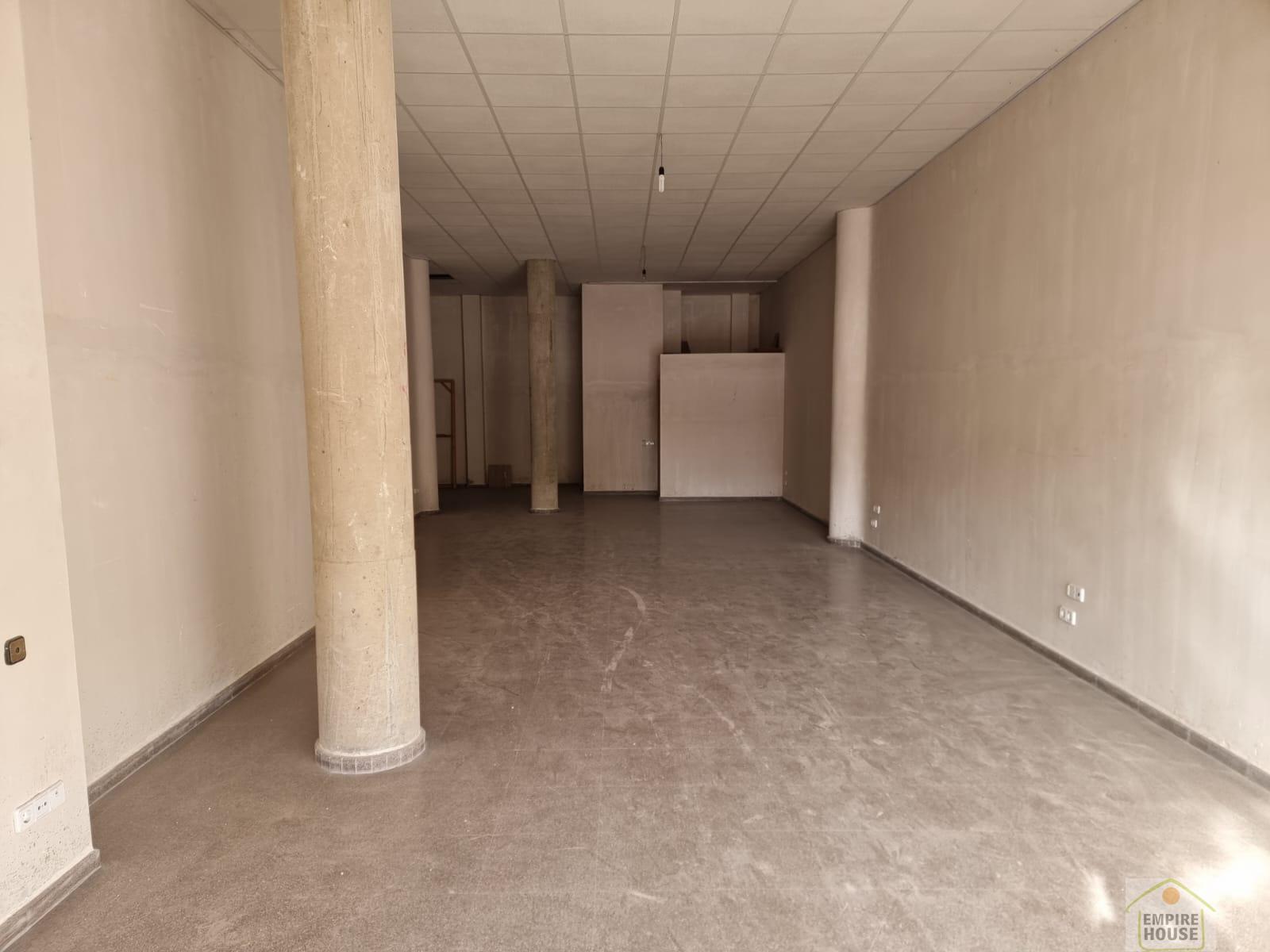 For rent of commercial in Algemesí