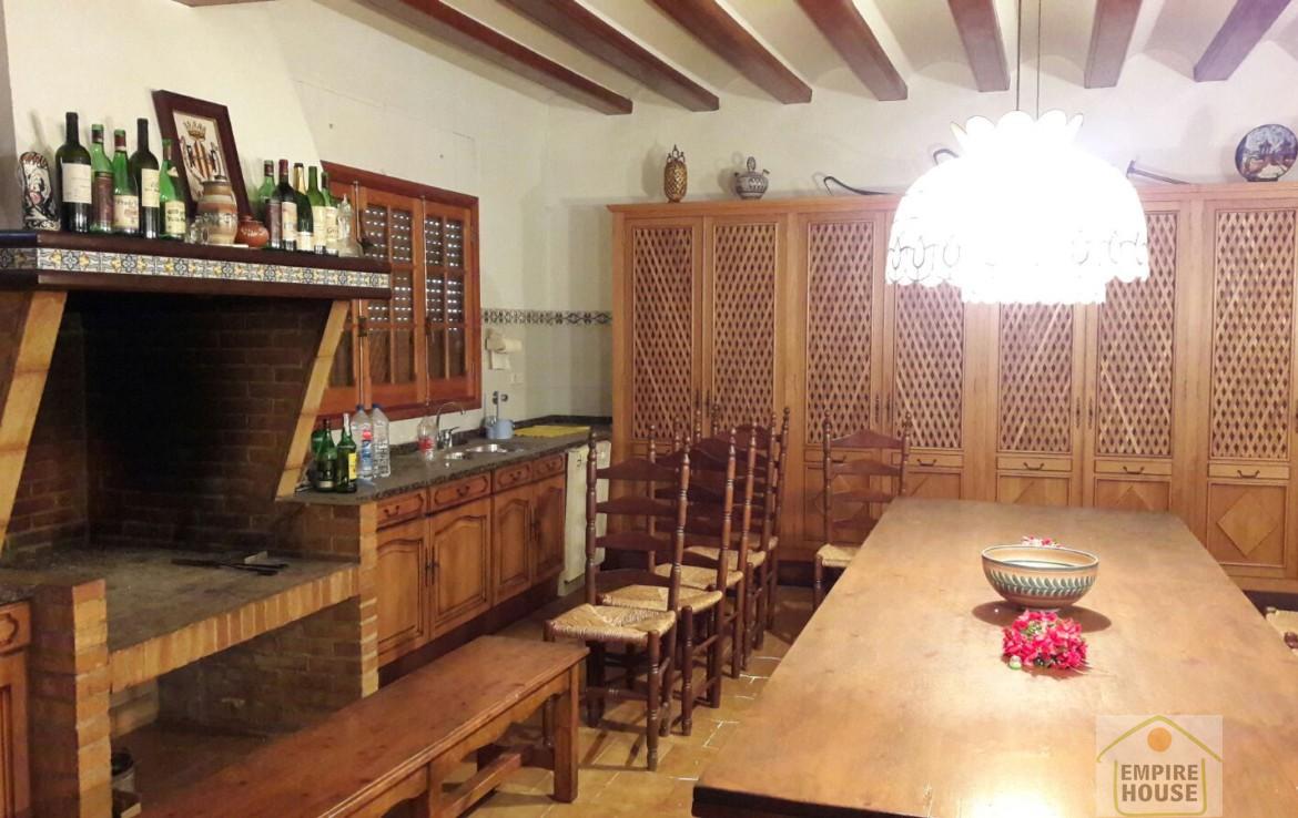 For sale of chalet in Alzira