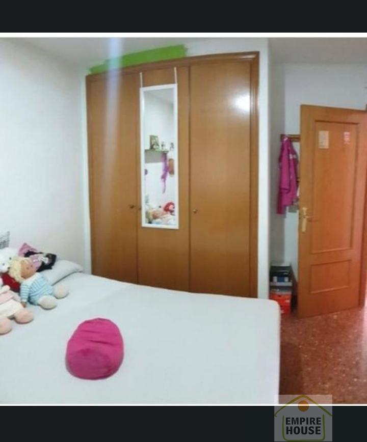For rent of flat in Picassent