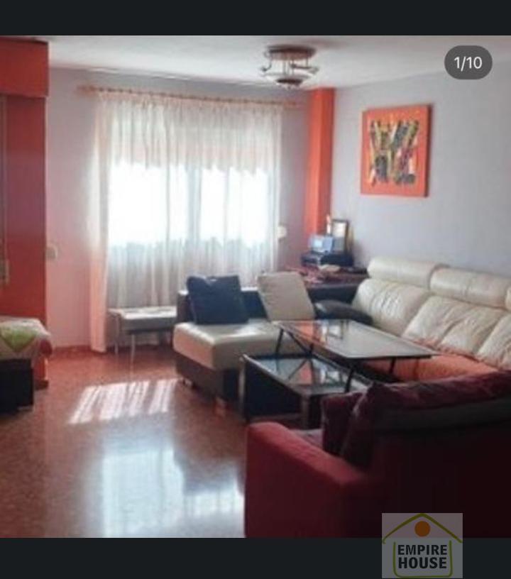 For rent of flat in Picassent