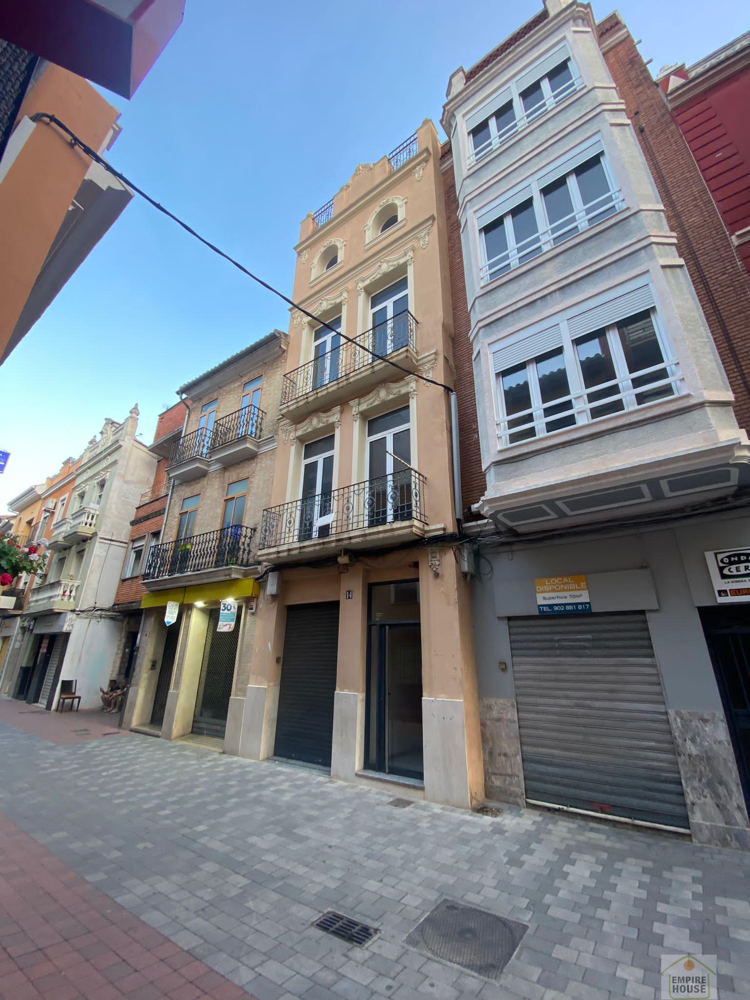 For sale of building in Alzira