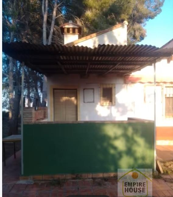 Venta de chalet en Villanueva de Castellón