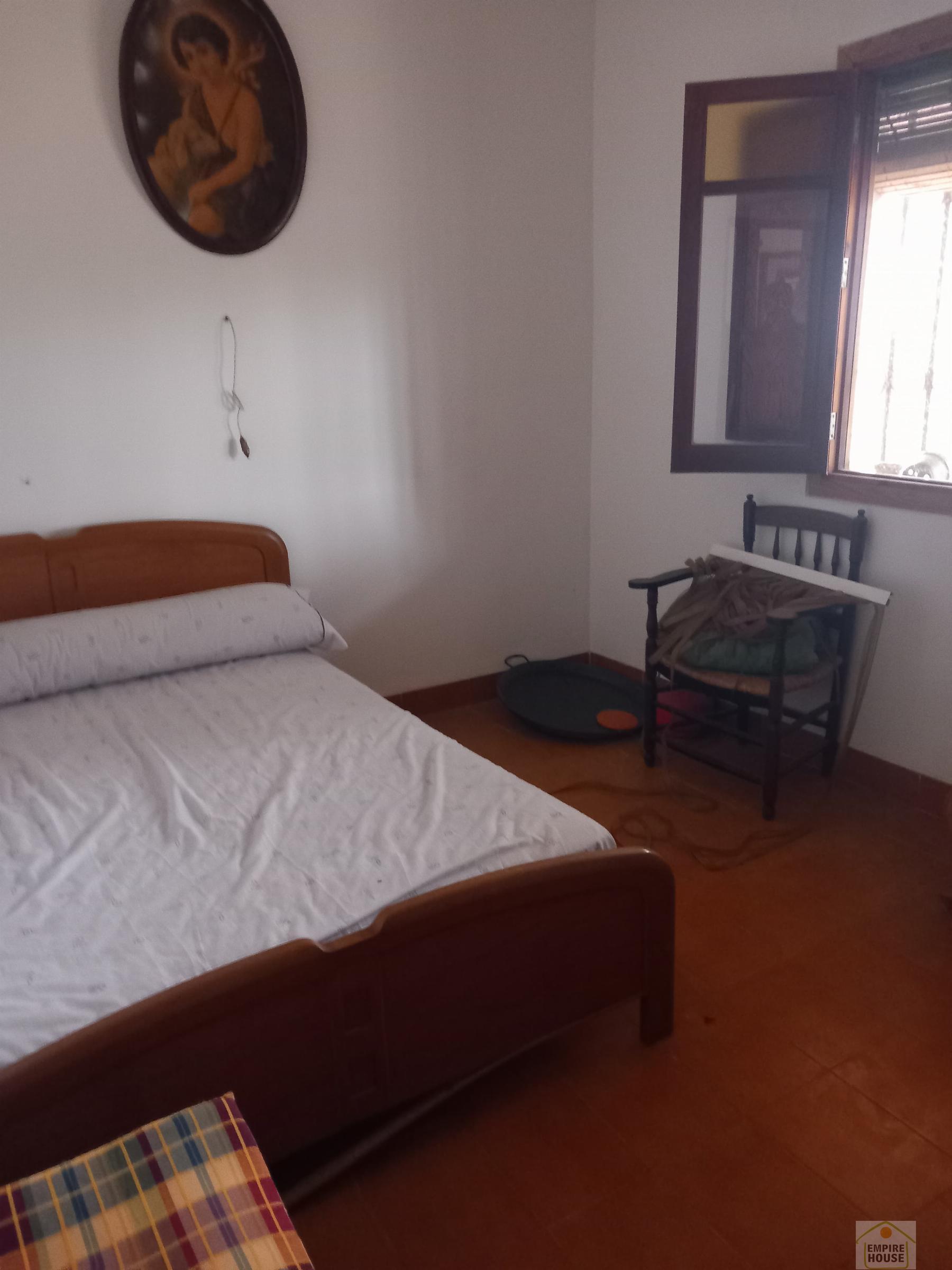 Venta de chalet en Villanueva de Castellón