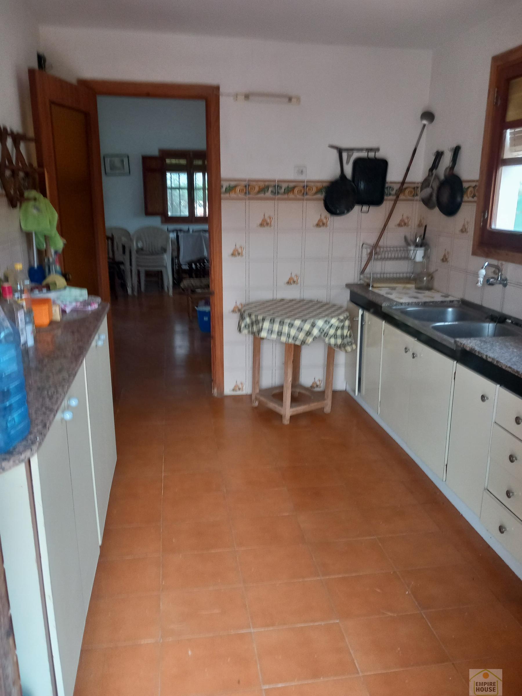 Venta de chalet en Villanueva de Castellón