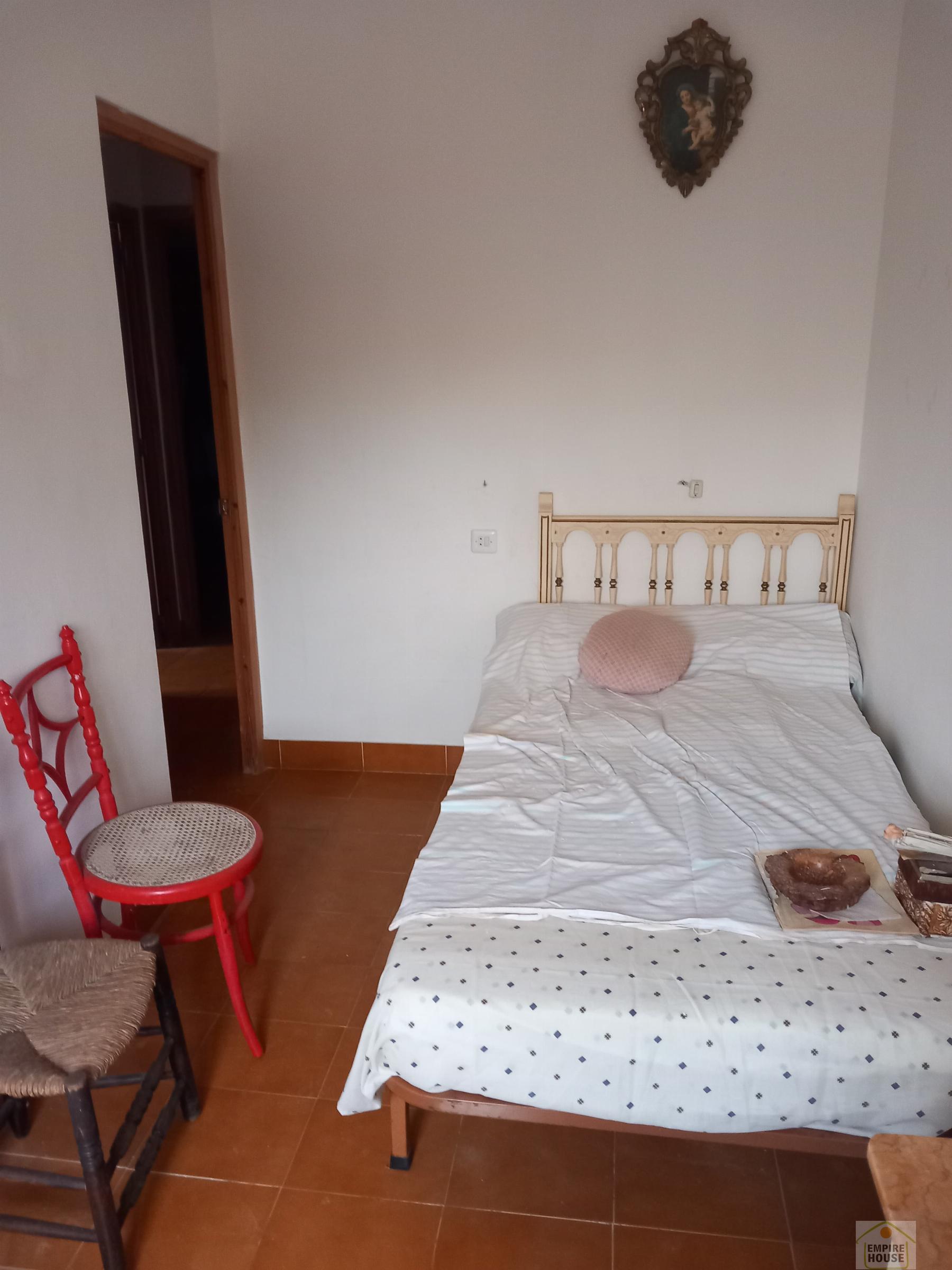Venta de chalet en Villanueva de Castellón
